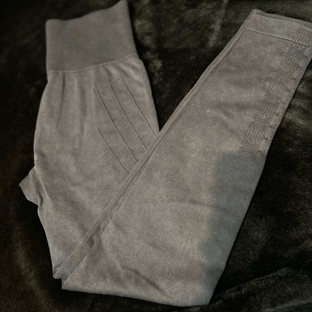 New seamless leggings